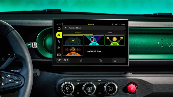 welcome sequence by Jean-Michel Jarre - Renault Twingo E-Tech electric