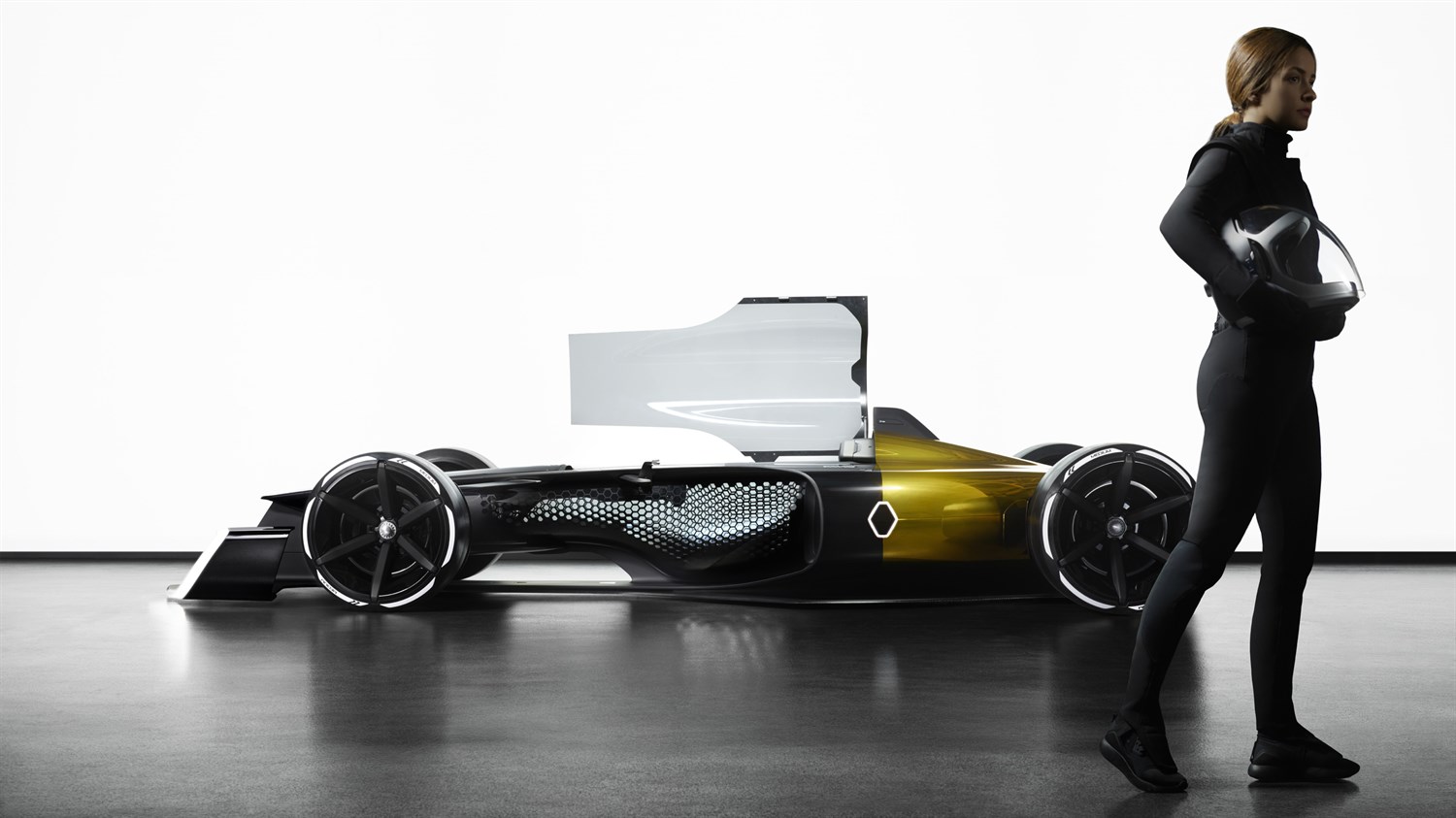 Renault Concept-car - femme pilote devant R.S. 2027 Vision Concept