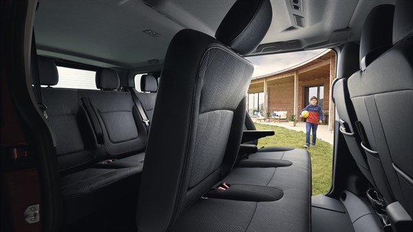 trafic passenger - modularnost - renault